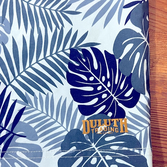 Deluth Trading Company Men’s swim trunks, floral print,good condition, size 42 - Picture 2 of 13